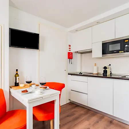 Апартаменти Alfama Gale